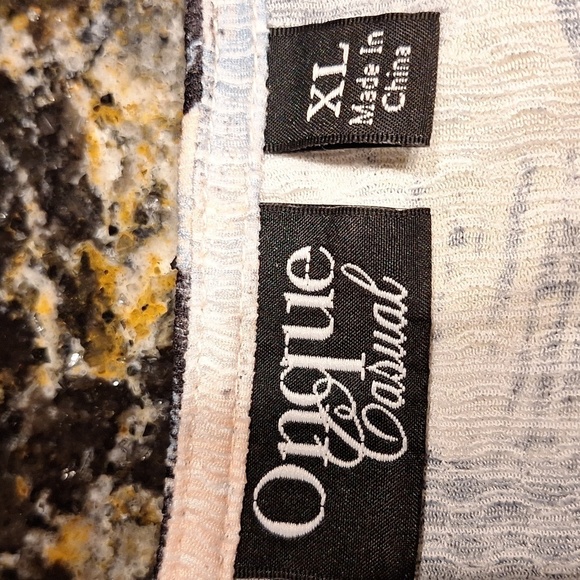 A women's Onque casual stretch pullover regular size top XL - Picture 3 of 4